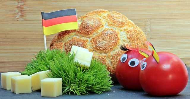 内马尔社媒：非常重要的胜利，加油桑托斯🤍🖤.